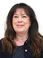 Photograph of Lesley Howe