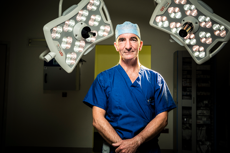 Series Three Of c Two Programme Surgeons At The Edge Of Life