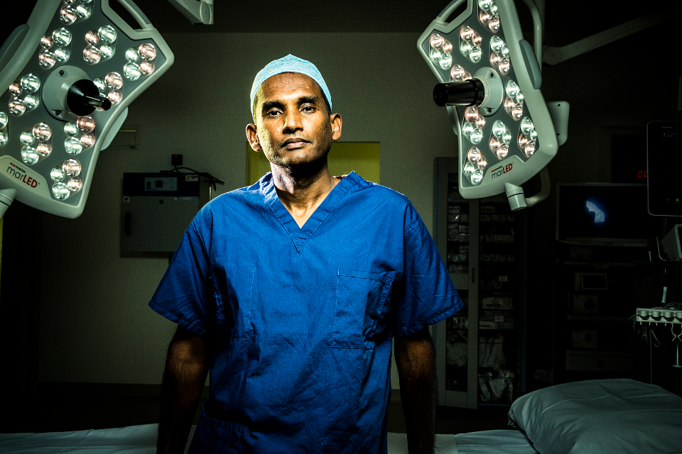 Series Three Of c Two Programme Surgeons At The Edge Of Life